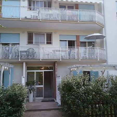 Casa Marialuigia - Appartamenti Solo Per Famiglie 리도 디 예솔로 외부 사진